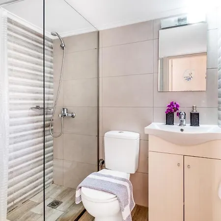 Apartment Oceanida Aktaia *